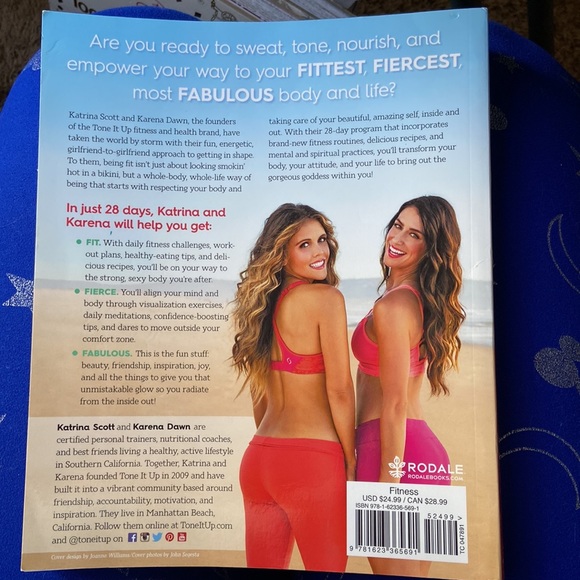 28 Days to Fit, Fierce, and Fabulous by Tone it Up - Paperback book - Picture 2 of 2